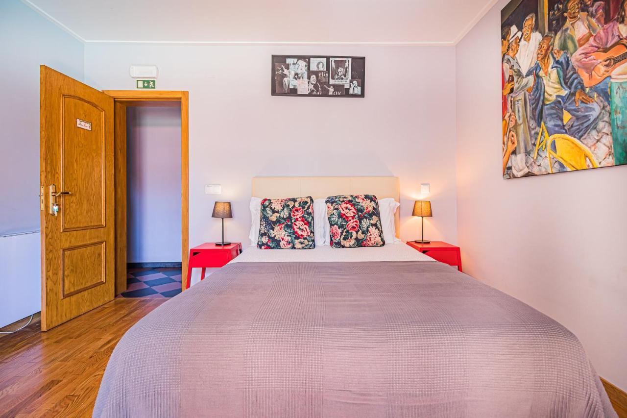 Buganvilias Do Meco Guest House Сесимбра Екстериор снимка