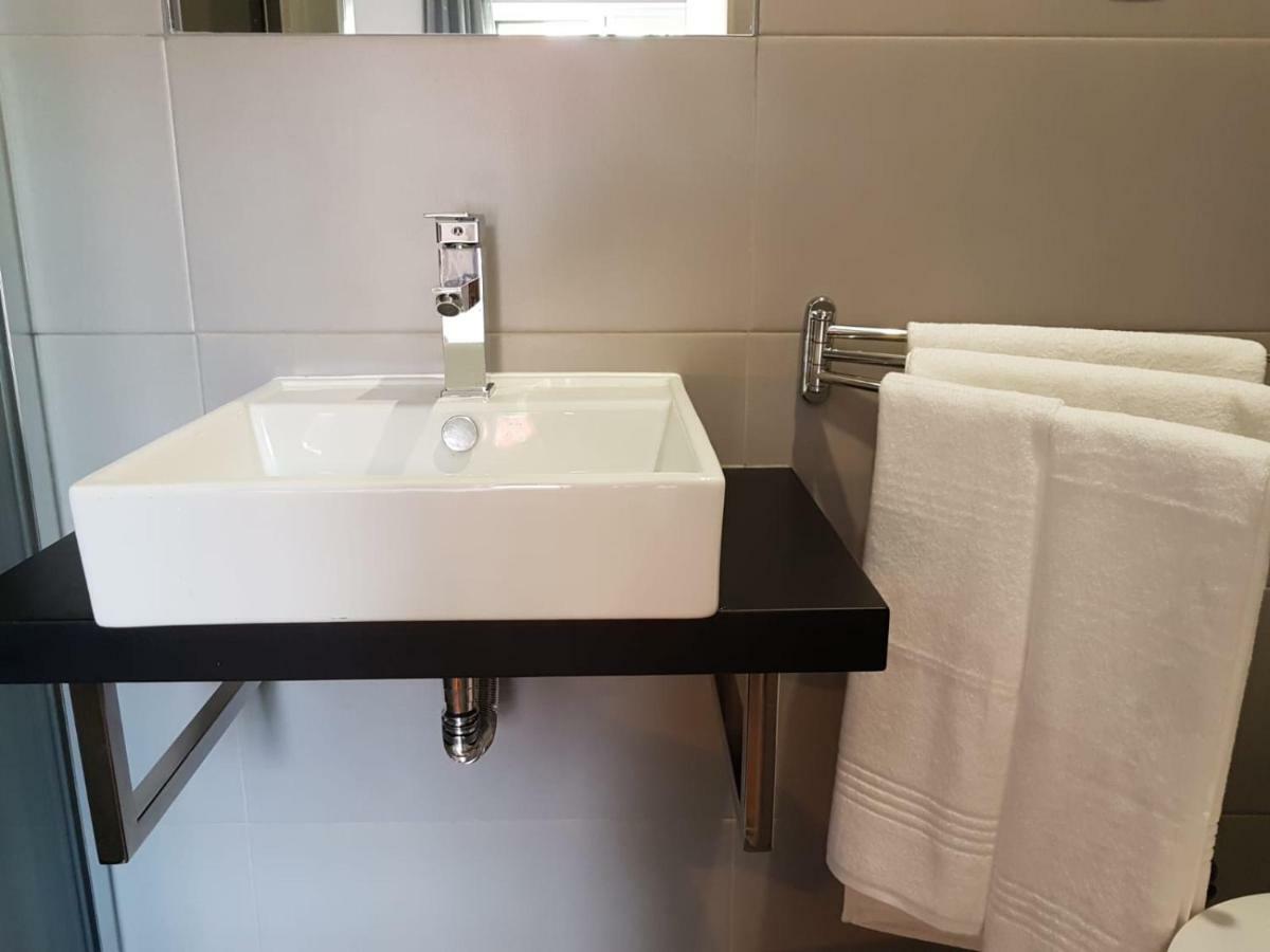 Buganvilias Do Meco Guest House Сесимбра Екстериор снимка